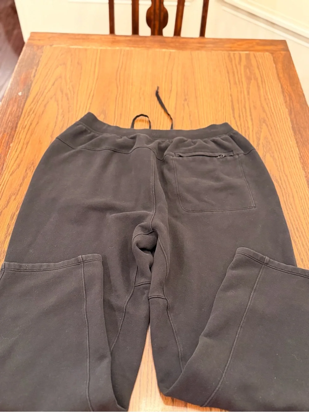 lululemon athletica classic black